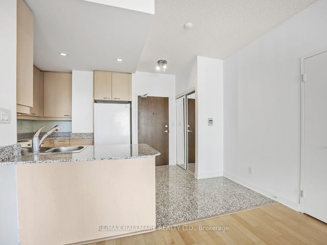 426 - 50 Power St