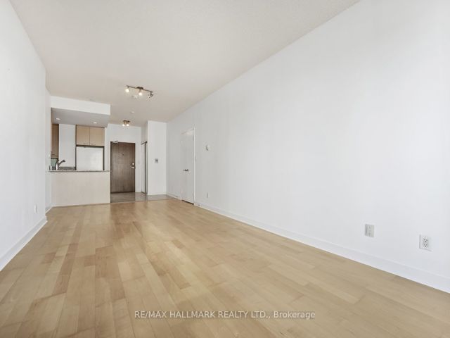 426 - 50 Power St