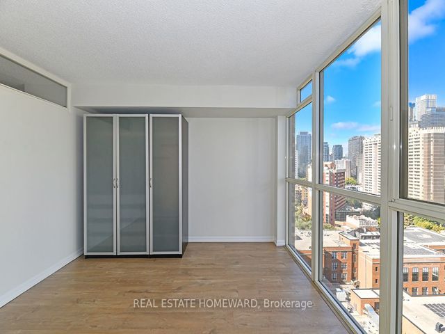 2104 - 15 Maitland Pl