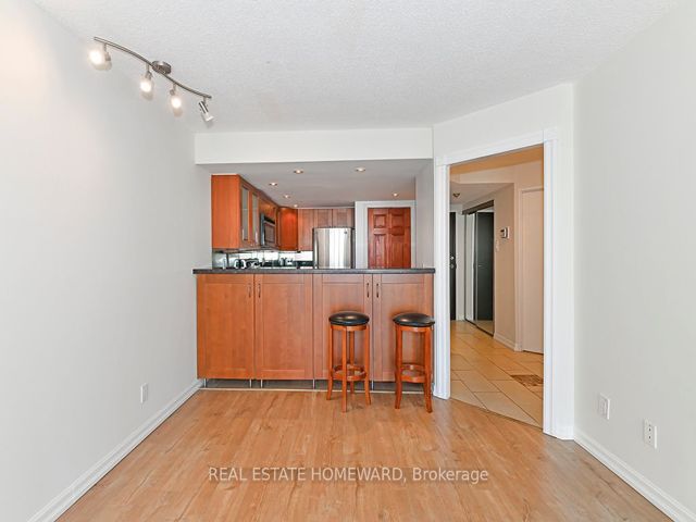 2104 - 15 Maitland Pl