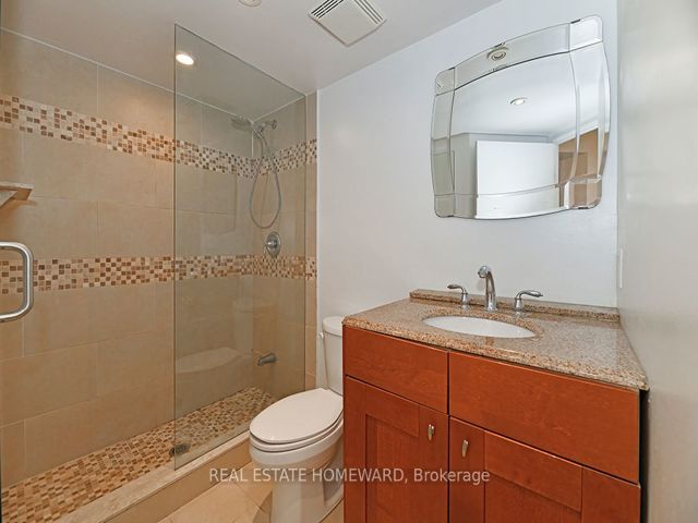 2104 - 15 Maitland Pl