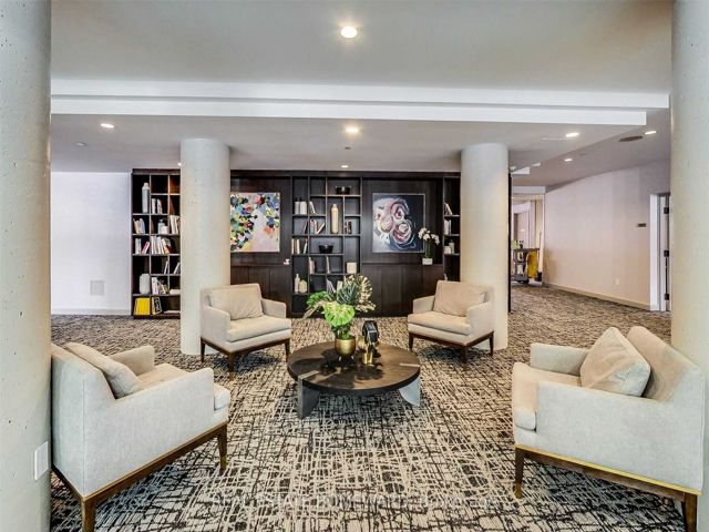 2104 - 15 Maitland Pl
