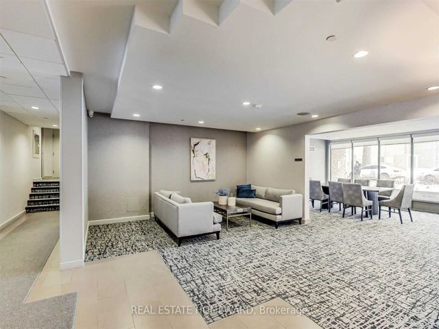 2104 - 15 Maitland Pl