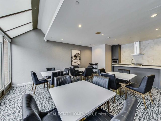 2104 - 15 Maitland Pl