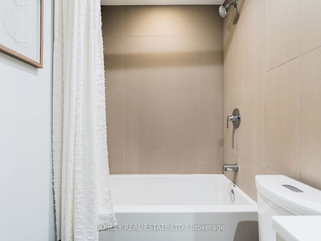 1206 - 15 Grenville St