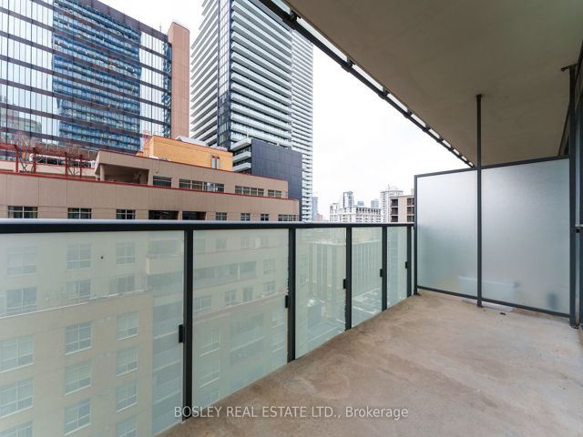 1206 - 15 Grenville St