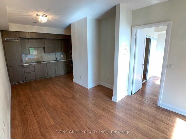306 - 2 Anndale Dr