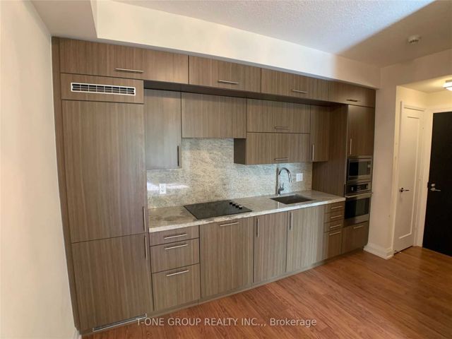 306 - 2 Anndale Dr