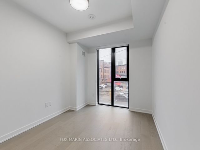 209 - 123 Portland St