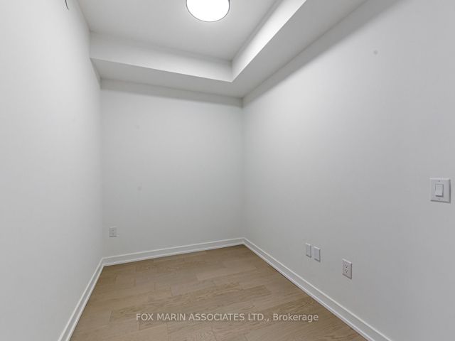 209 - 123 Portland St
