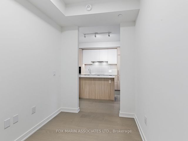 209 - 123 Portland St