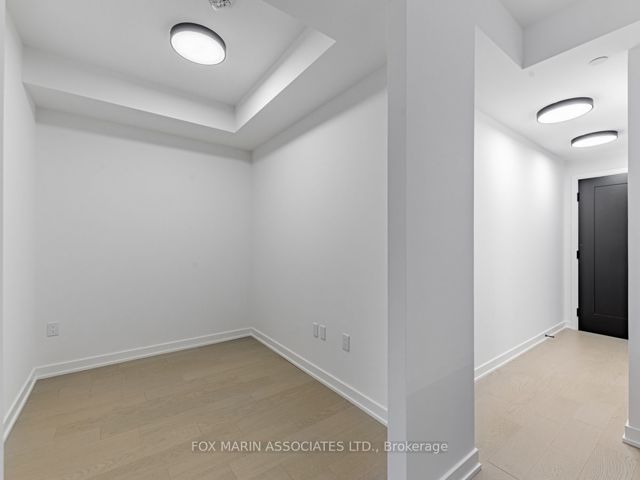 209 - 123 Portland St