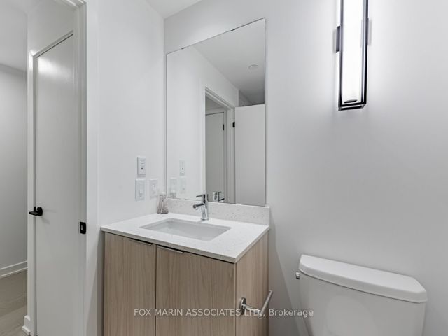 209 - 123 Portland St
