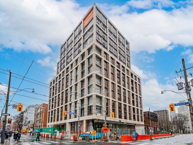 209 - 123 Portland St