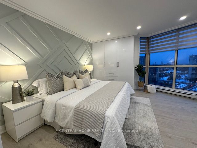 2502 - 85 Skymark Dr