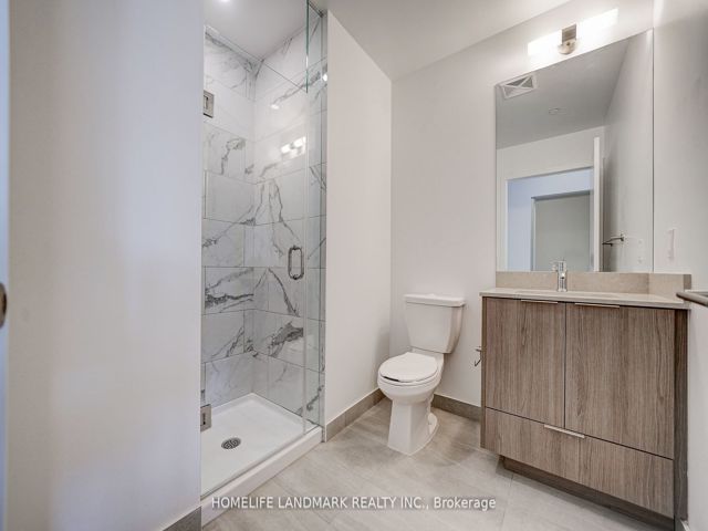809 - 32 Forest Manor Rd