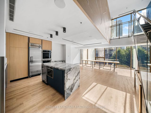 2102 - 281 Mutual St