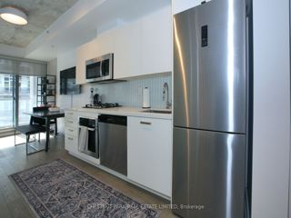 310 - 39 Brant St