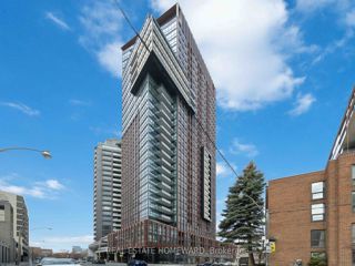 1401 - 32 Davenport Rd