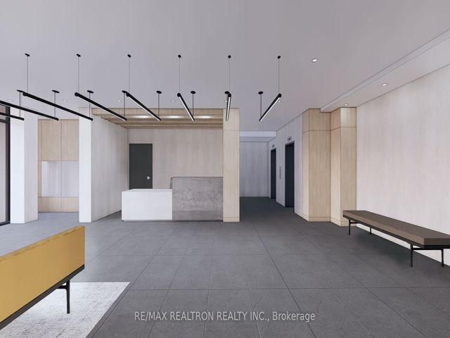 407 - 664 Spadina Ave