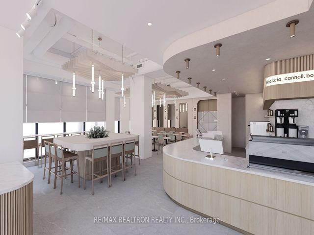 407 - 664 Spadina Ave