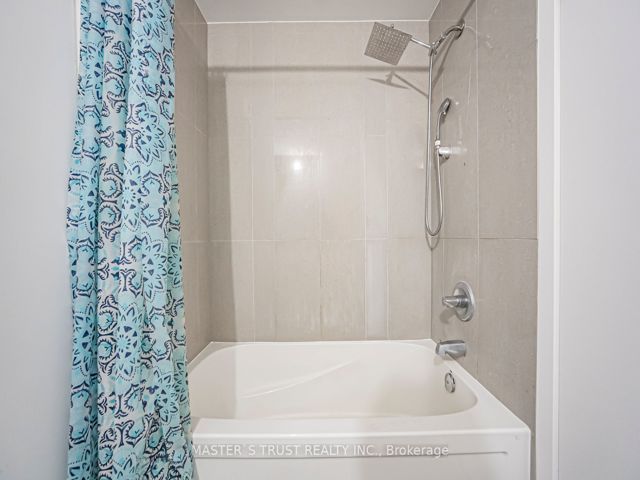 801 - 89 Dunfield Ave