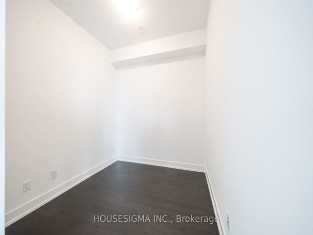2004 - 181 Bedford Rd