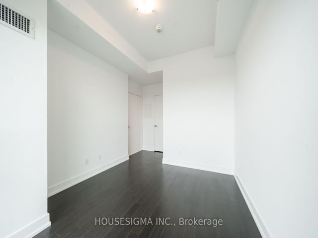 2004 - 181 Bedford Rd