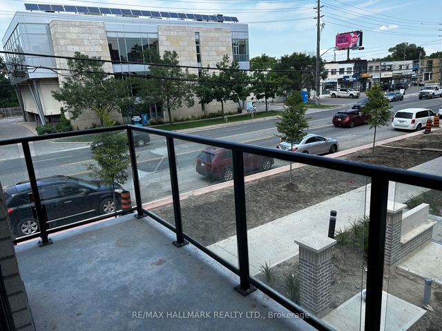4 - 35-851 Sheppard Ave W
