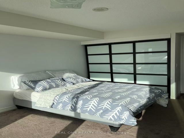 3612 - 19 Grand Trunk Cres