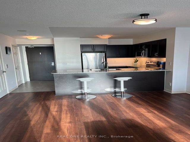 3612 - 19 Grand Trunk Cres