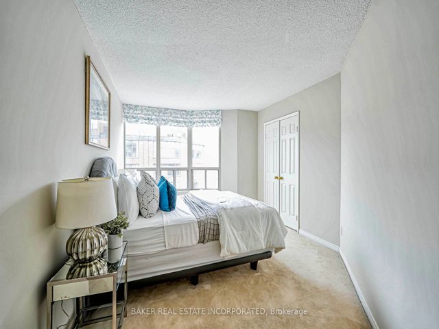 903 - 25 George St