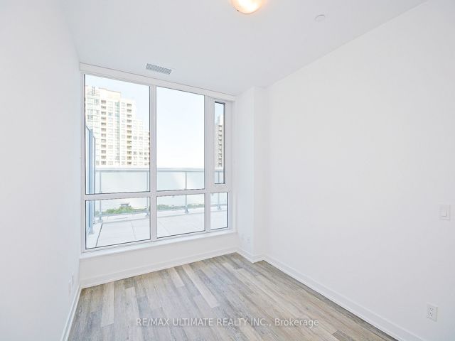 410 - 5180 Yonge St