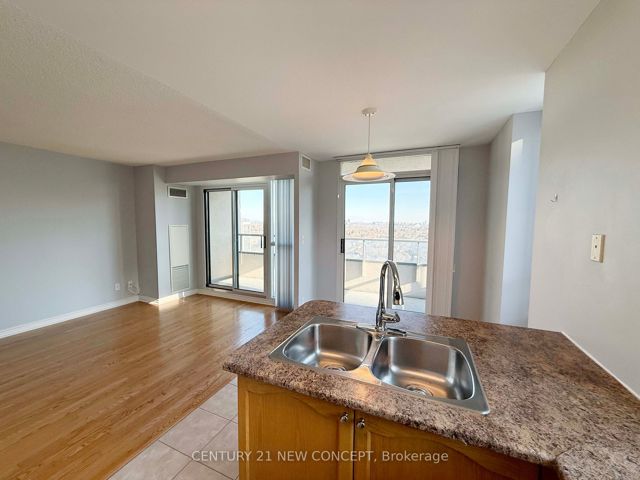 2308 - 18 Spring Garden Ave