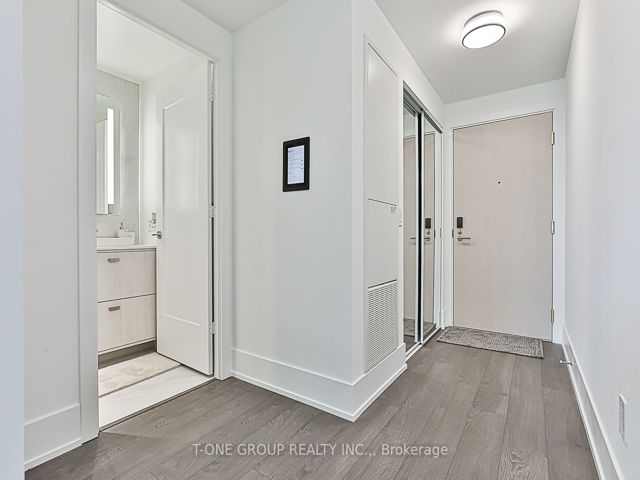 1504 - 480 Front St West St W