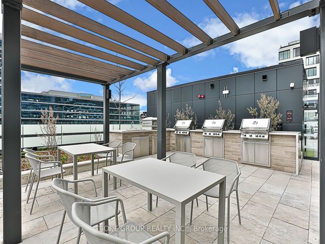 1504 - 480 Front St West St W