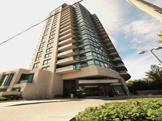 0301 - 160 Vanderhoof Ave