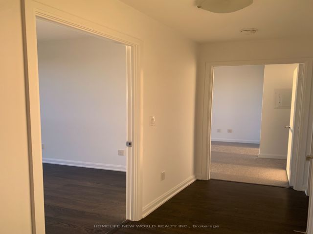 805 - 11 Bogert Ave