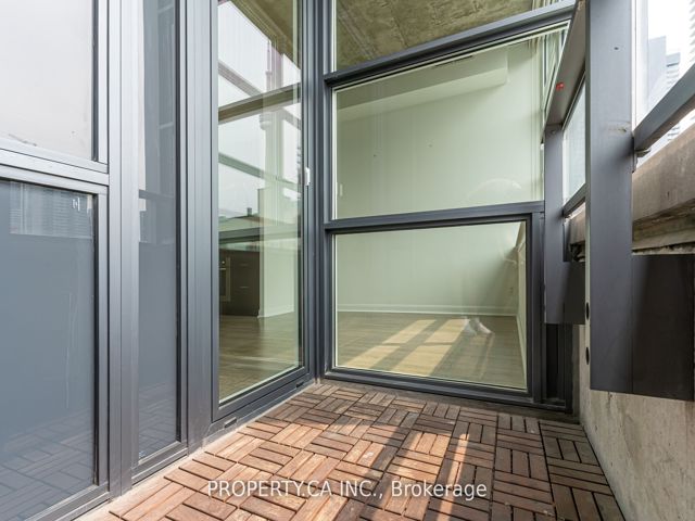 509 - 478 King St W