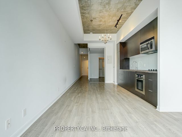 509 - 478 King St W