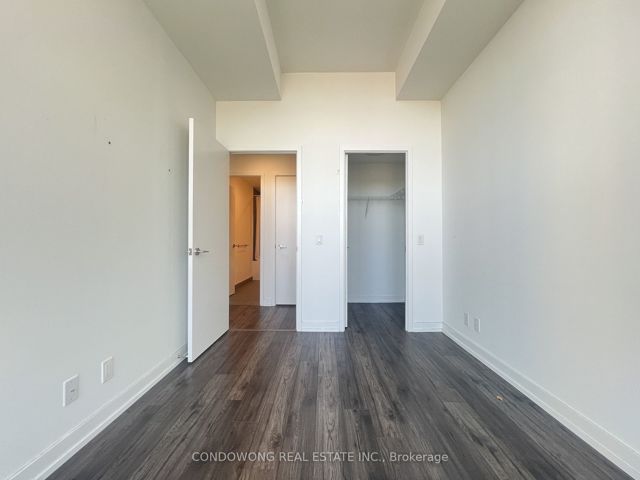 1111 - 33 Helendale Ave