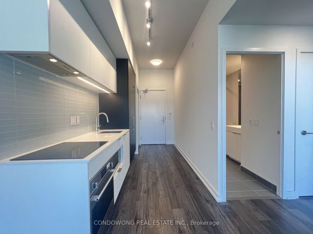 1111 - 33 Helendale Ave