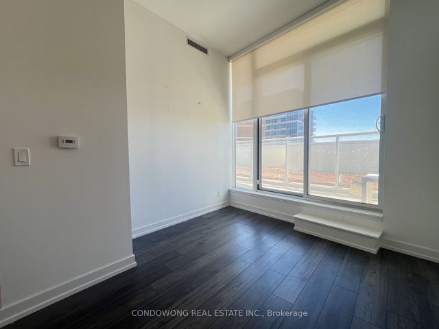 1111 - 33 Helendale Ave