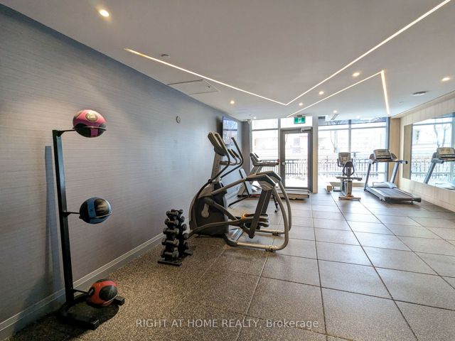 216 - 621 Sheppard Ave E