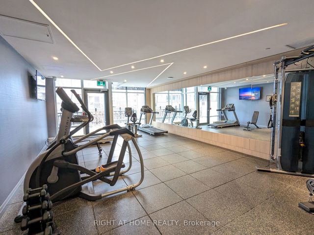 216 - 621 Sheppard Ave E