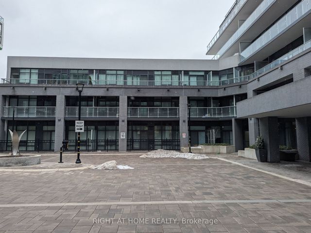 216 - 621 Sheppard Ave E