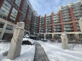 1022 - 550 Queens Quay W