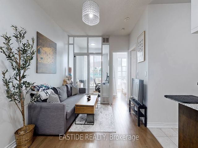 315 - 18 Holmes Ave