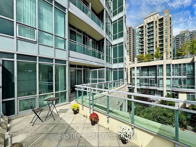 315 - 18 Holmes Ave