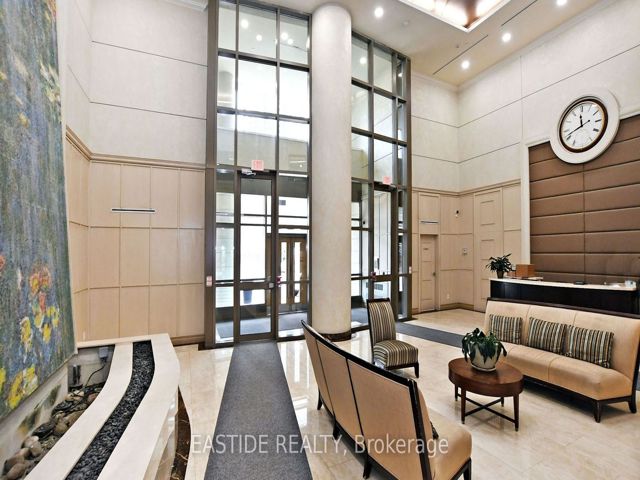 315 - 18 Holmes Ave